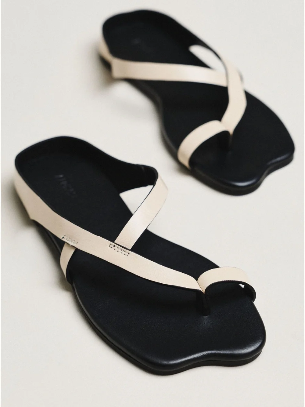 ALOHAS Dawn leather toe loop slides sandals size 12 Like New